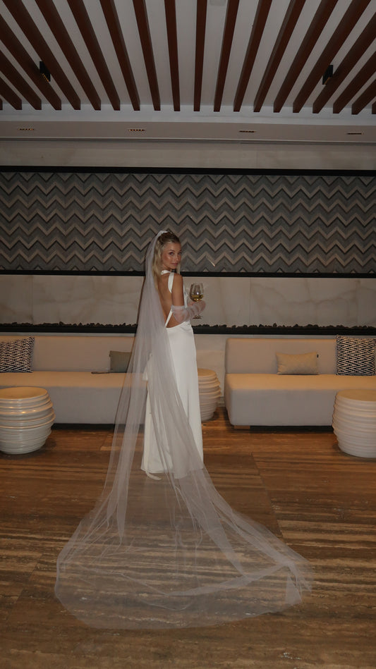 V E I L (Long Bridal Veil)