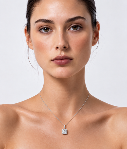 Victoria Halo Necklace - Moissanita
