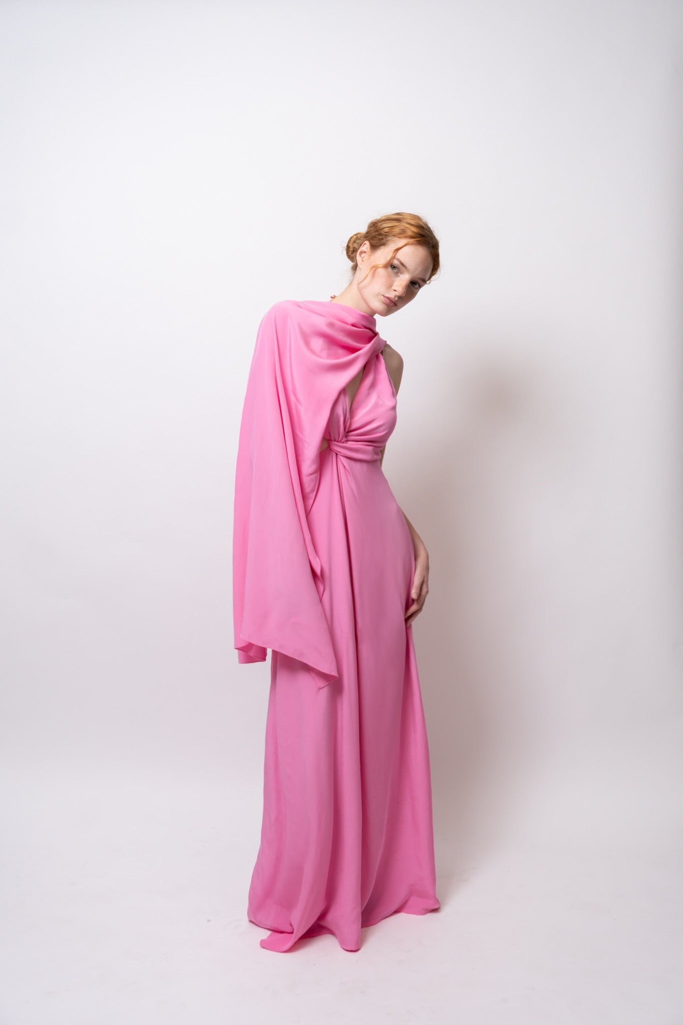 A L Ú N A - B U R N T P I N K