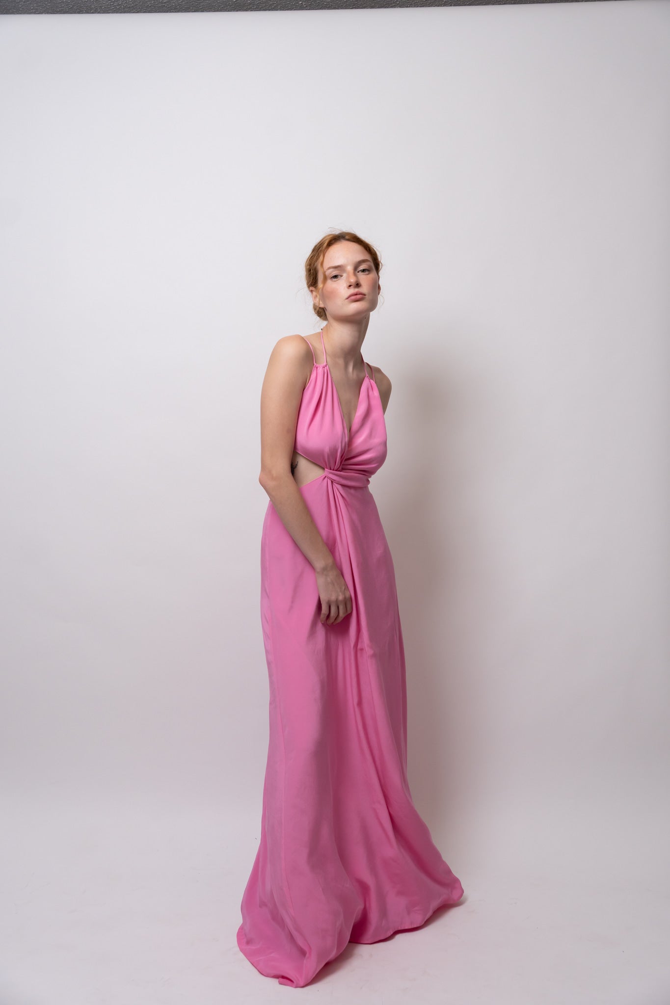 A L Ú N A - B U R N T P I N K