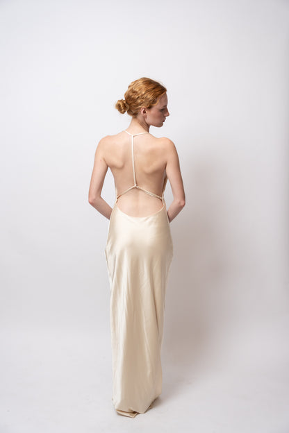 A M A I A - B U T T E R