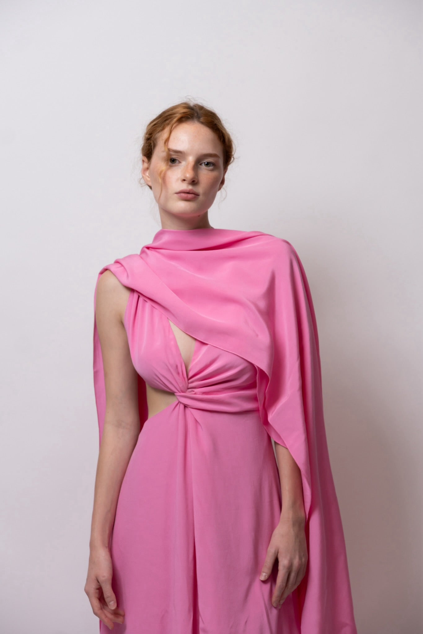 A L Ú N A - B U R N T P I N K