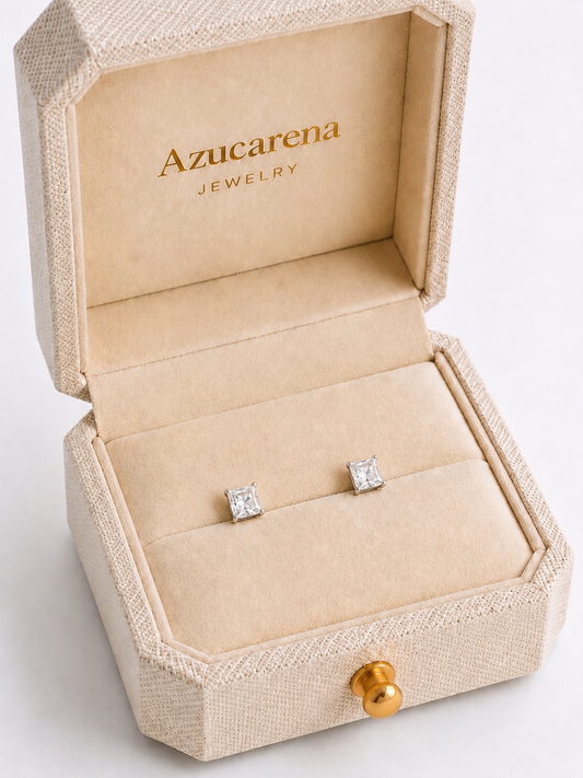 The Essence Studs - Moissanita